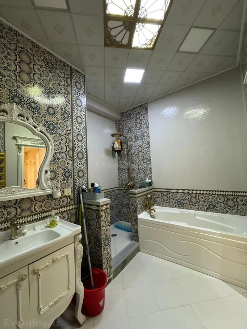 Satılır 5 otaqlı Mənzil Yeni tikili 220 m² Bakıxanov - şəkil 25