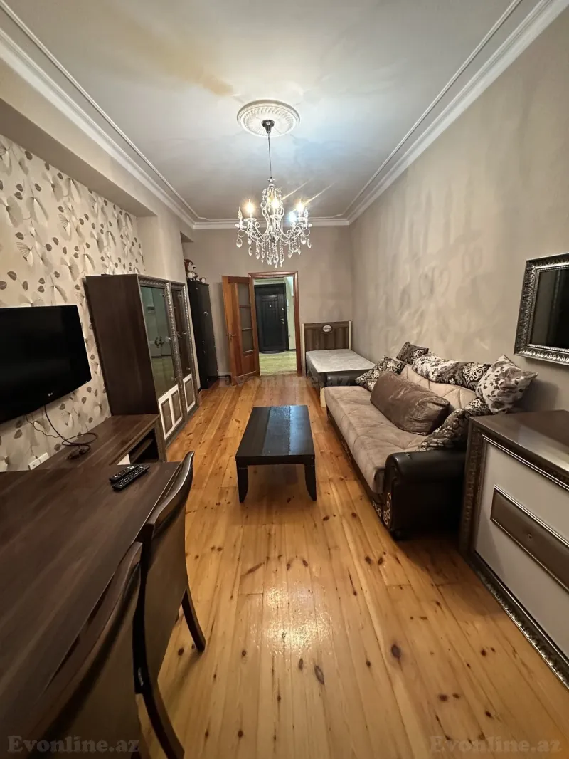 3 otaqlı Mənzil 125 m² Həzi Aslanov Kirayə verilir