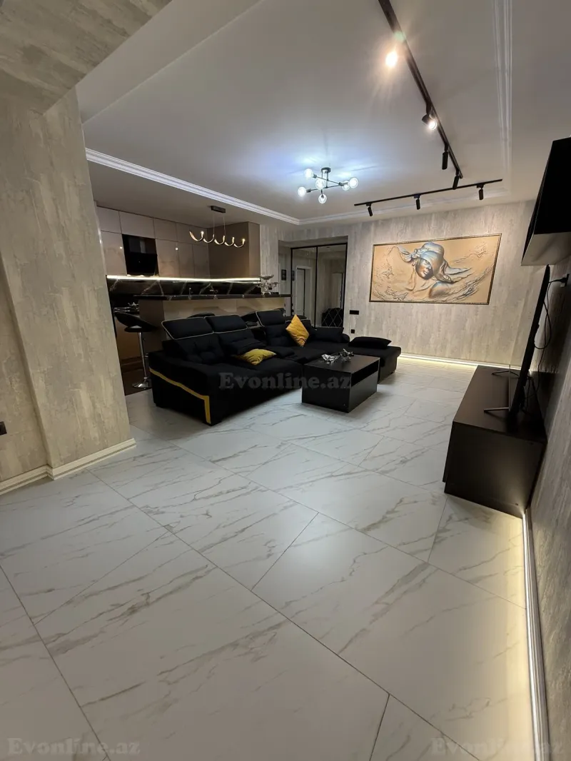 Satılır 3 otaqlı Mənzil Yeni tikili 110 m² Neftçilər m. - şəkil 2