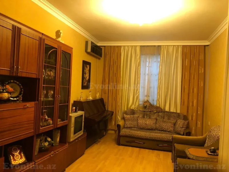 Satılır 3 otaqlı Mənzil Köhnə tikili 70 m² Memar Əcəmi m. - şəkil 7