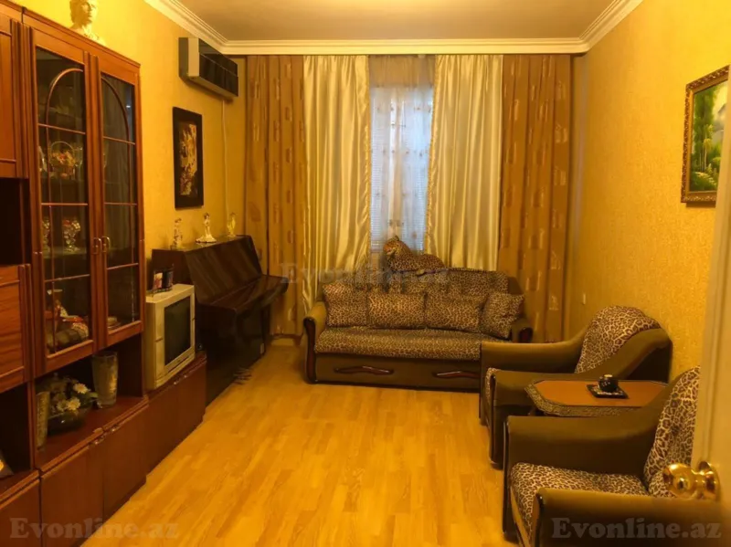 Satılır 3 otaqlı Mənzil Köhnə tikili 70 m² Memar Əcəmi m. - şəkil 9