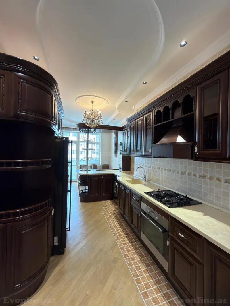 Satılır 6 otaqlı Mənzil Yeni tikili 352 m² Nəriman Nərimanov m. - şəkil 5