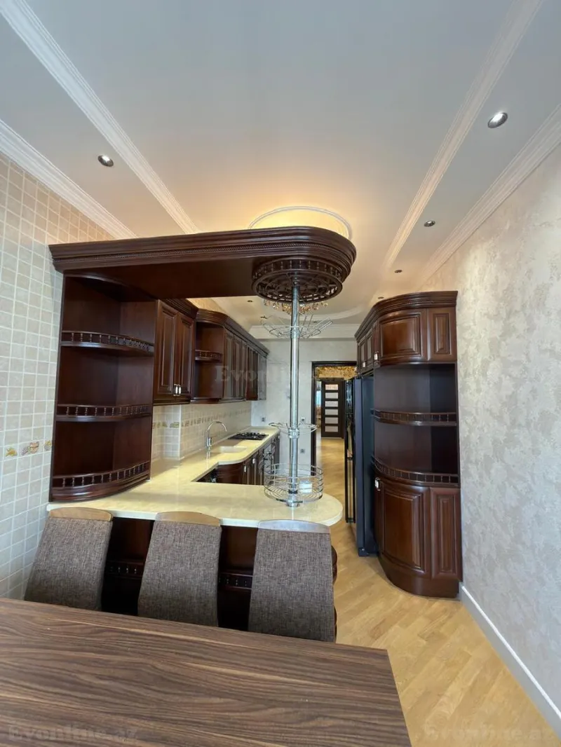 Satılır 6 otaqlı Mənzil Yeni tikili 352 m² Nəriman Nərimanov m. - şəkil 6