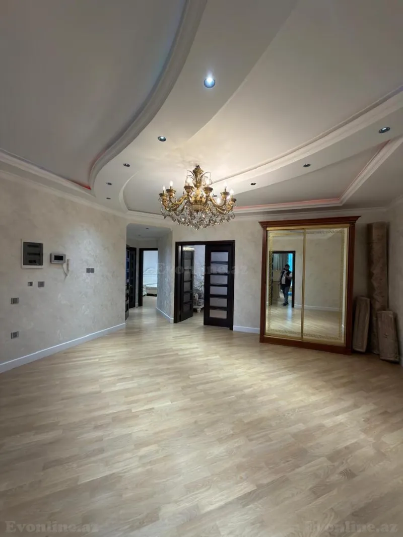 Satılır 6 otaqlı Mənzil Yeni tikili 352 m² Nəriman Nərimanov m. - şəkil 8