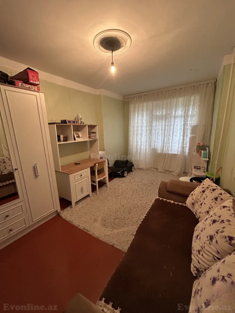 2 otaqlı Mənzil 60 m² Massiv D Satılır