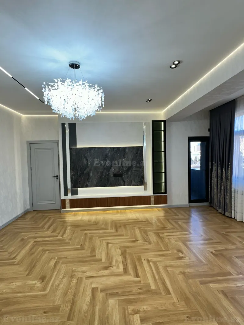 Satılır 4 otaqlı Mənzil Yeni tikili 110 m² Neftçilər m. - şəkil 4