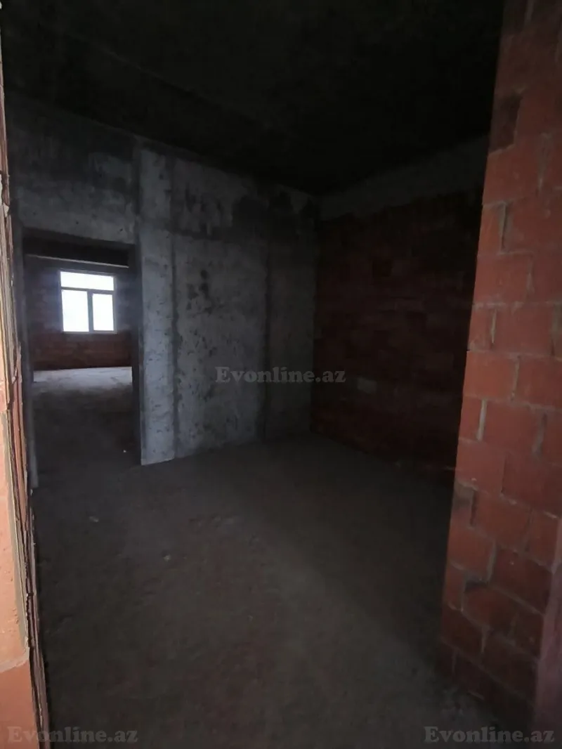 Satılır 3 otaqlı Mənzil Yeni tikili 107 m² 28 May m. - şəkil 2