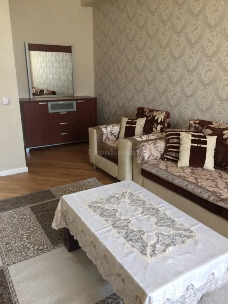 2 otaqlı Mənzil 64 m² Qara Qarayev m. Kirayə verilir