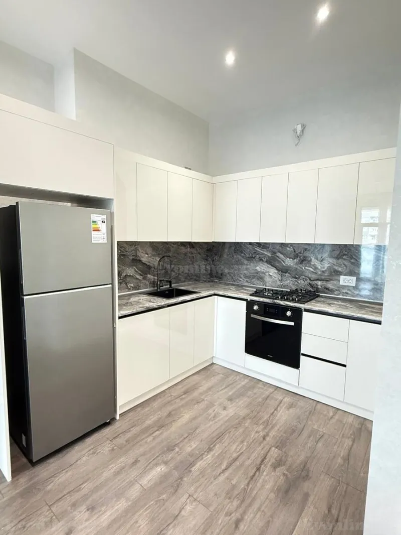 Kirayə verilir 2 otaqlı Mənzil Yeni tikili 70 m² Nəsimi r. - şəkil 4