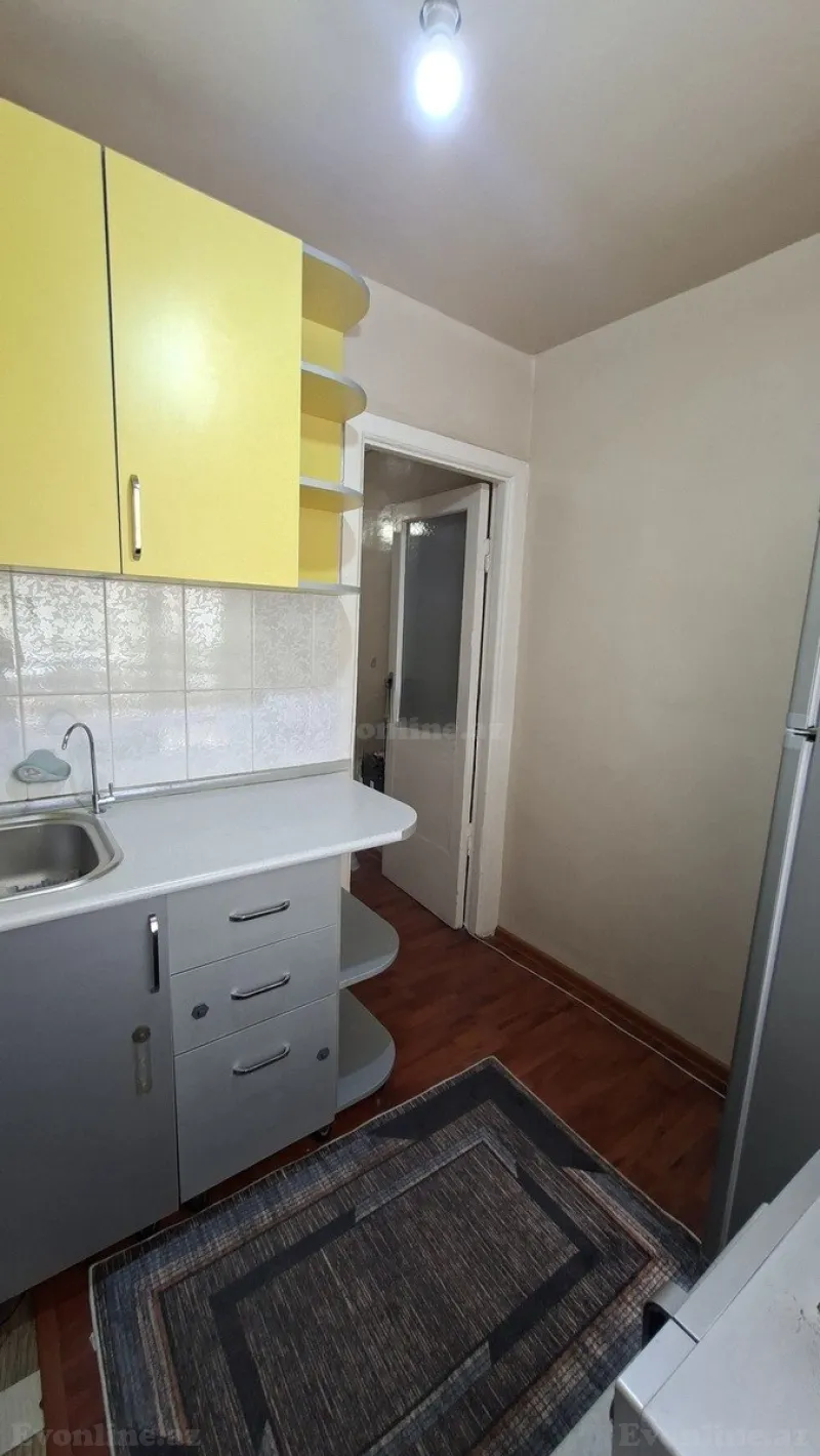 Kirayə verilir 2 otaqlı Mənzil Köhnə tikili 55 m² Qara Qarayev m. - şəkil 14