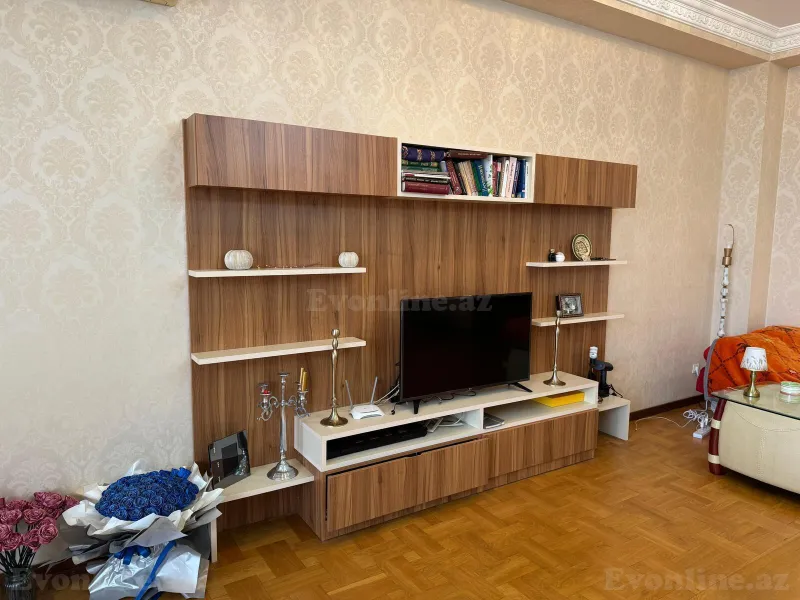 Satılır 3 otaqlı Mənzil Yeni tikili 175 m² Nəsimi r. - şəkil 4