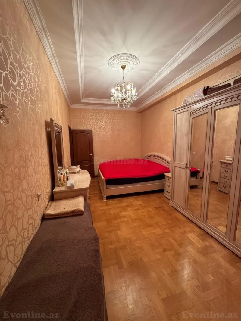 Satılır 3 otaqlı Mənzil Yeni tikili 175 m² Nəsimi r. - şəkil 10