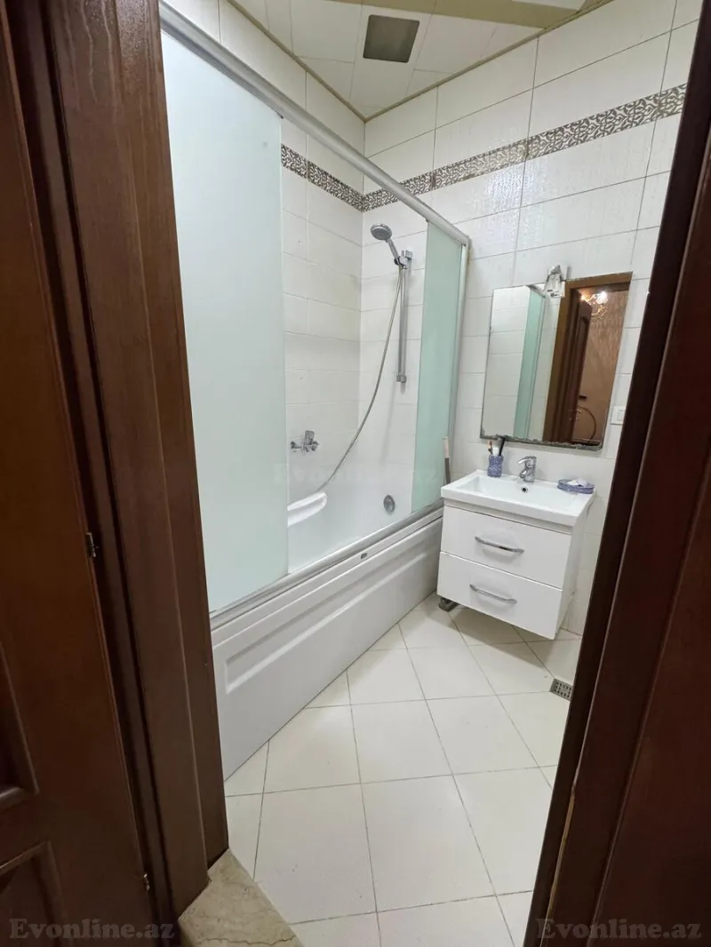 Satılır 3 otaqlı Mənzil Yeni tikili 175 m² Nəsimi r. - şəkil 16