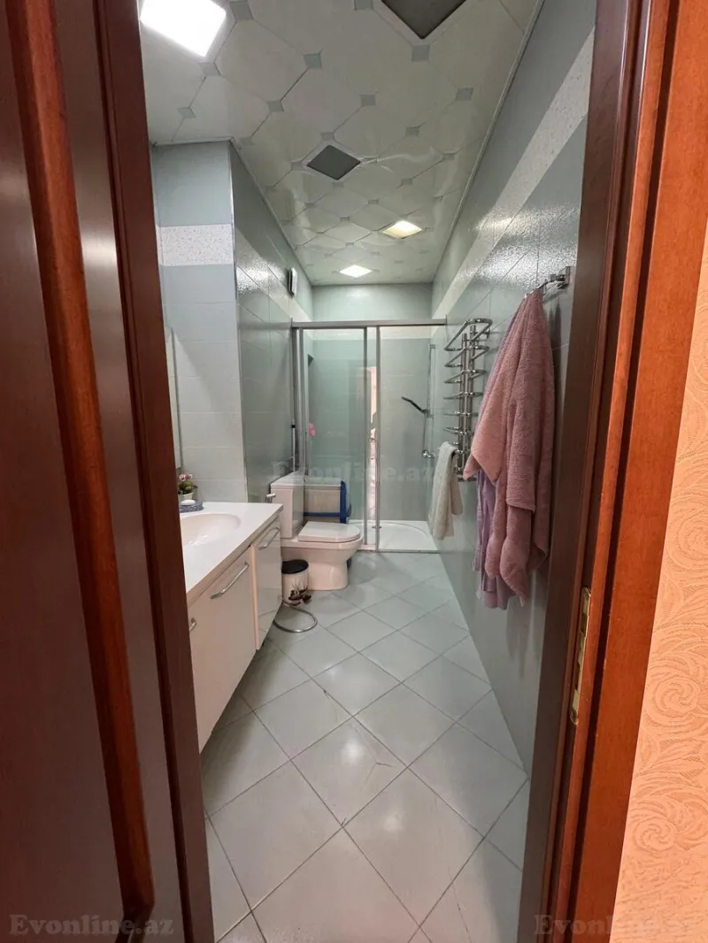 Satılır 3 otaqlı Mənzil Yeni tikili 175 m² Nəsimi r. - şəkil 18