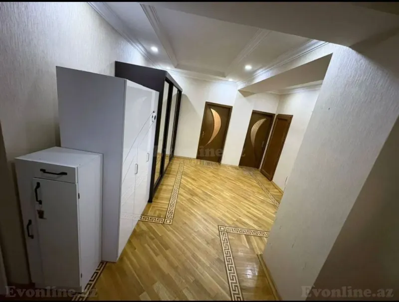 Kirayə verilir 3 otaqlı Mənzil Yeni tikili 120 m² İnşaatçılar m. - şəkil 8