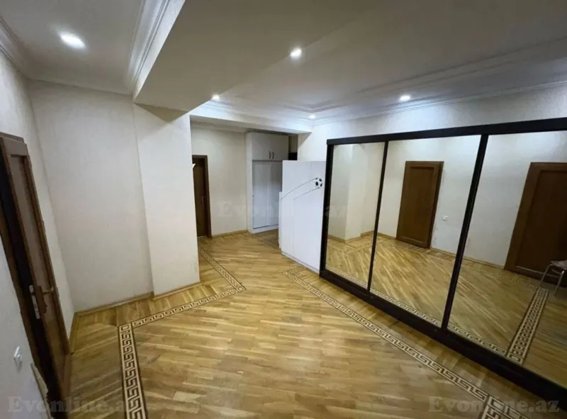 Kirayə verilir 3 otaqlı Mənzil Yeni tikili 120 m² İnşaatçılar m. - şəkil 9