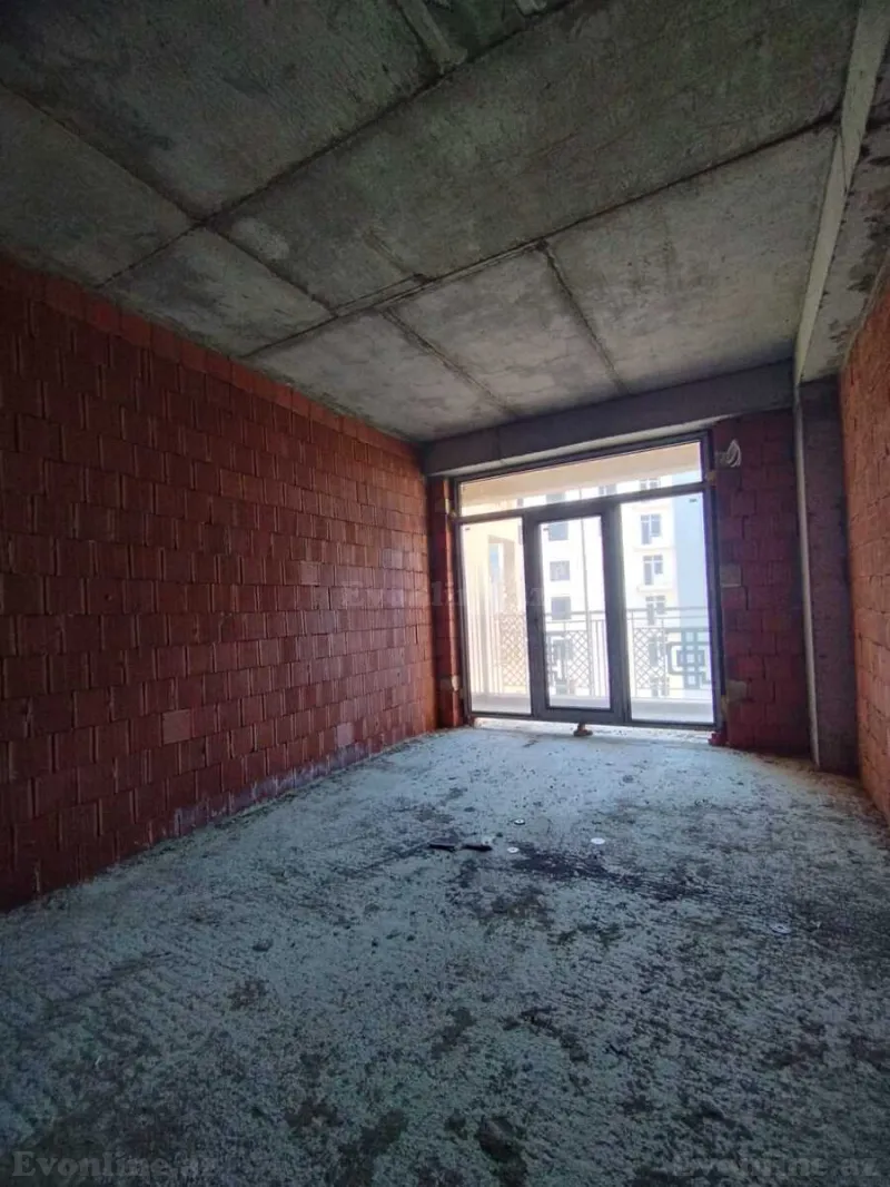 Satılır 3 otaqlı Mənzil Yeni tikili 113 m² 28 May m. - şəkil 2