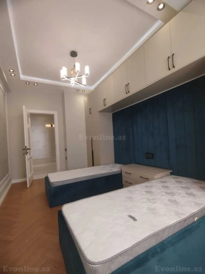 Satılır 3 otaqlı Mənzil Yeni tikili 132 m² 28 May m. - şəkil 10