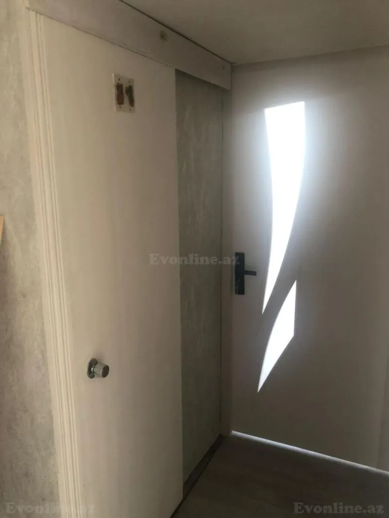 Satılır 1 otaqlı Mənzil Yeni tikili 45 m² Memar Əcəmi m. - şəkil 4