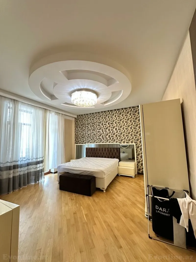Satılır 4 otaqlı Mənzil Yeni tikili 220 m² Elmlər Akademiyası m. - şəkil 7