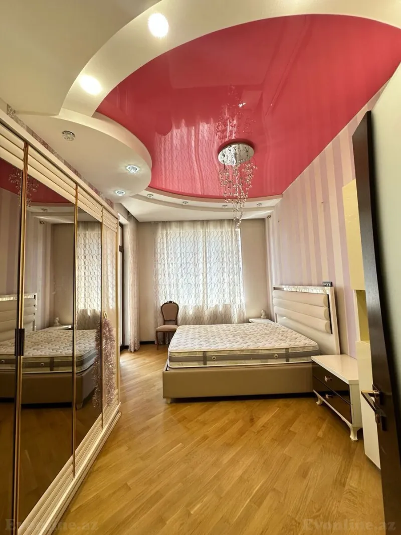 Satılır 4 otaqlı Mənzil Yeni tikili 220 m² Elmlər Akademiyası m. - şəkil 9