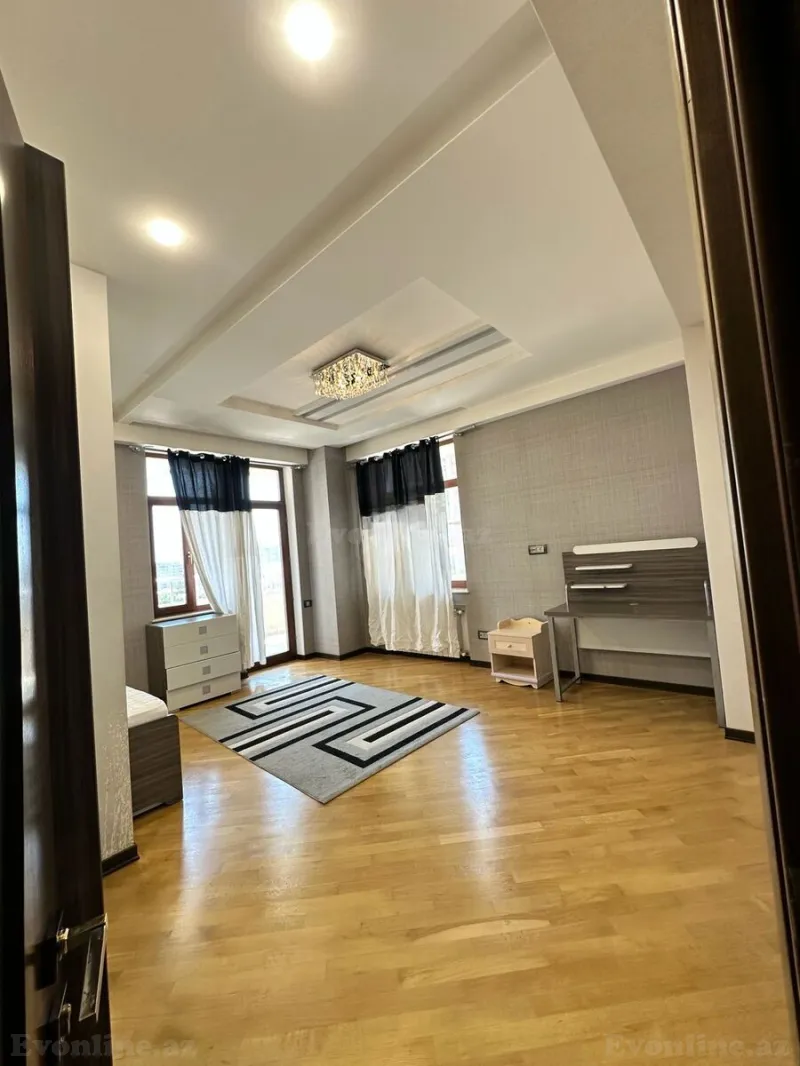 Satılır 4 otaqlı Mənzil Yeni tikili 220 m² Elmlər Akademiyası m. - şəkil 12