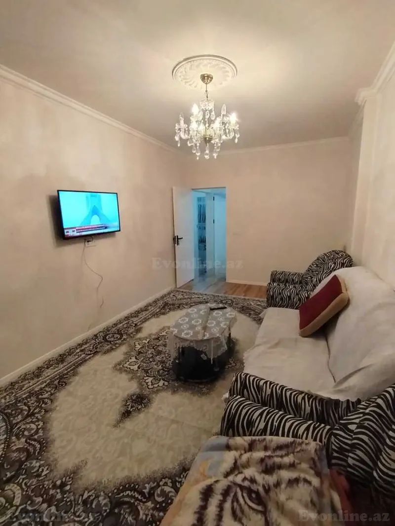Satılır 3 otaqlı Mənzil Köhnə tikili 70 m² Yeni Günəşli - şəkil 4