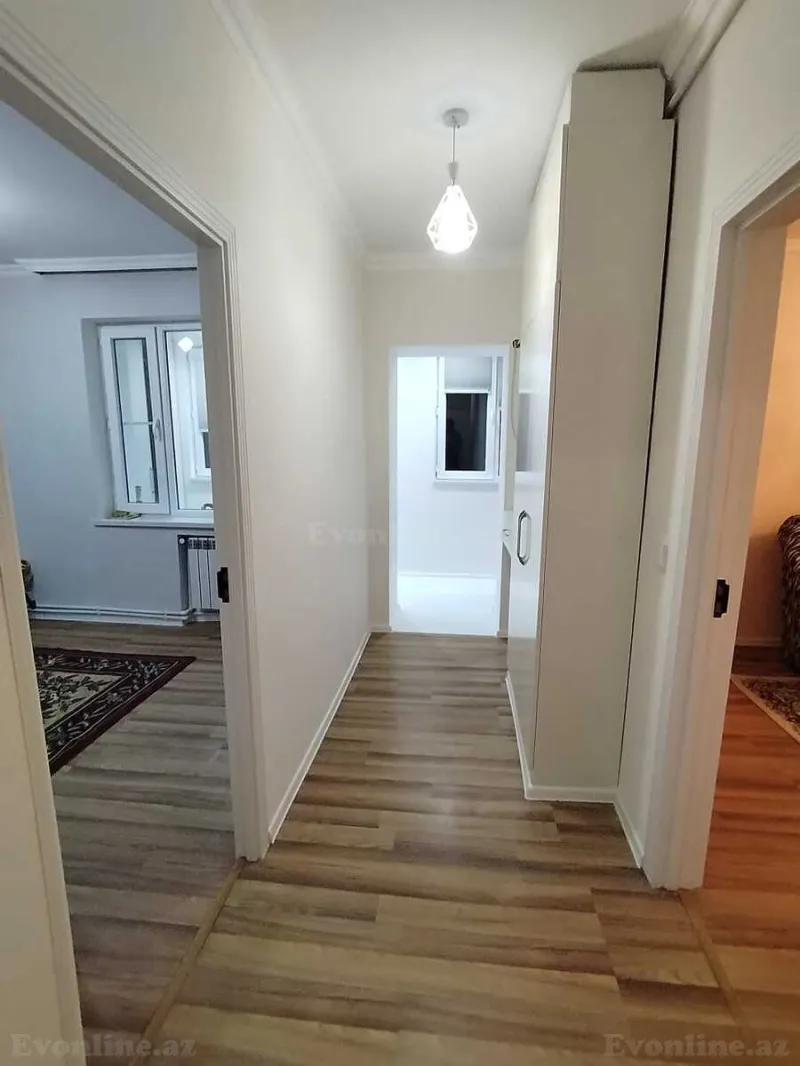 Satılır 3 otaqlı Mənzil Köhnə tikili 70 m² Yeni Günəşli - şəkil 10