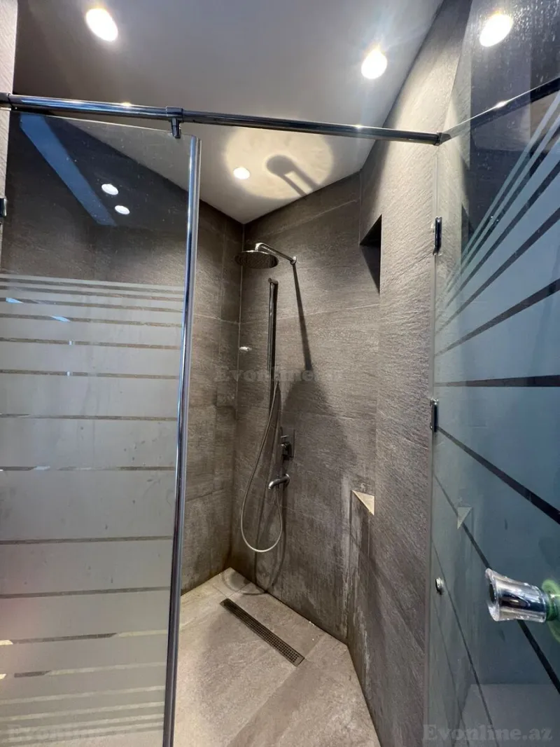 Satılır 3 otaqlı Mənzil Yeni tikili 80 m² Gənclik m. - şəkil 22