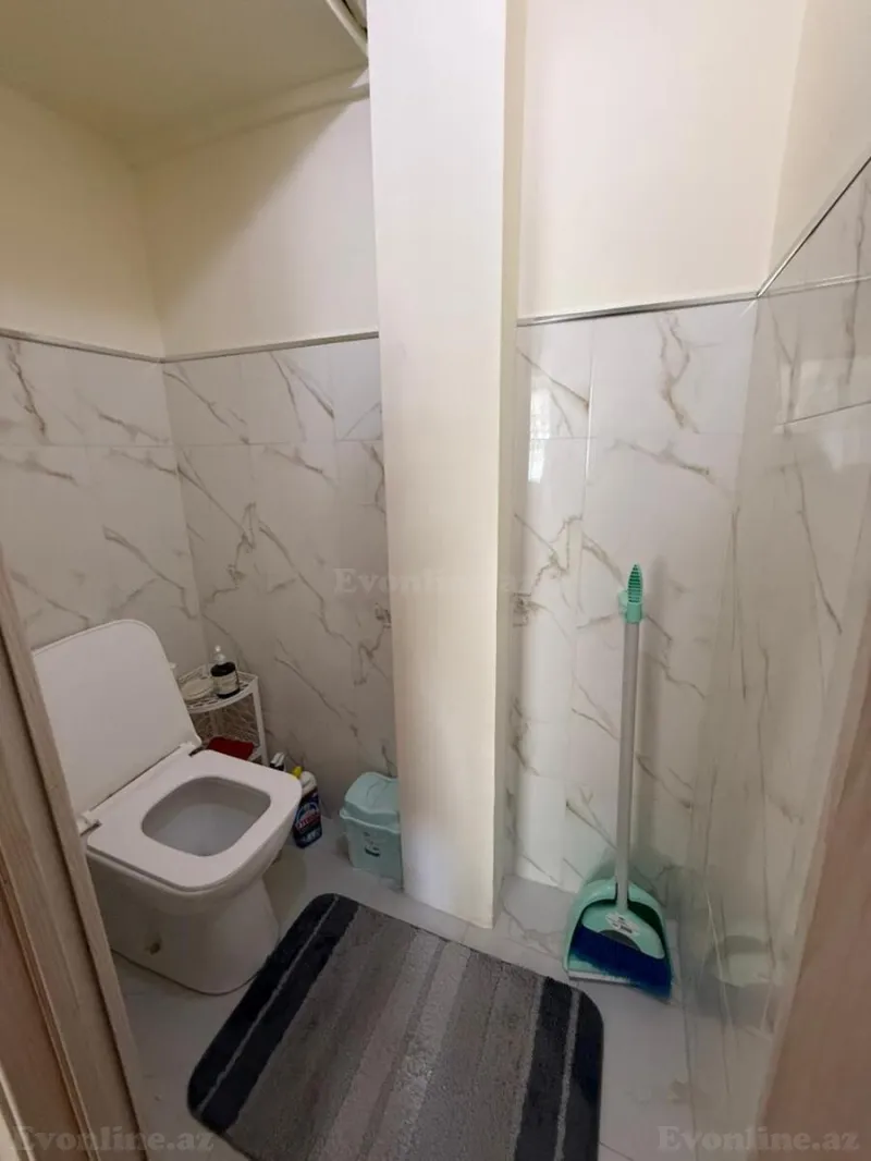 Satılır 3 otaqlı Mənzil Köhnə tikili 70 m² Nəsimi r. - şəkil 8