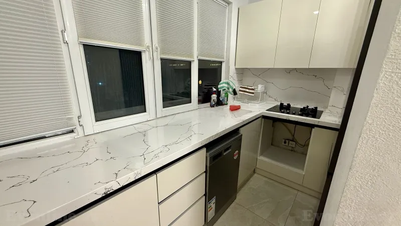Satılır 3 otaqlı Mənzil Köhnə tikili 90 m² Nizami m. - şəkil 10