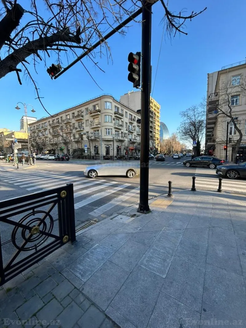 Satılır 2 otaqlı Mənzil Köhnə tikili 50 m² 28 May m. - şəkil 22