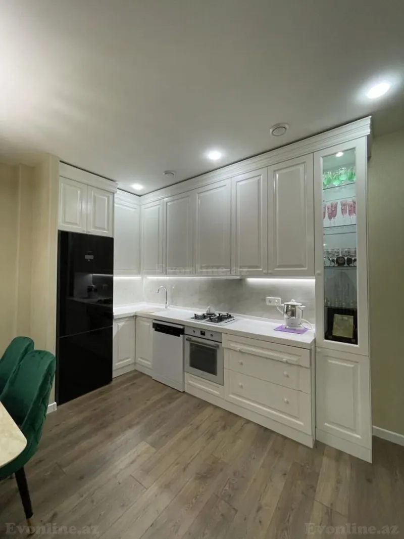Kirayə verilir 3 otaqlı Mənzil Yeni tikili 115 m² Xətai m. - şəkil 5