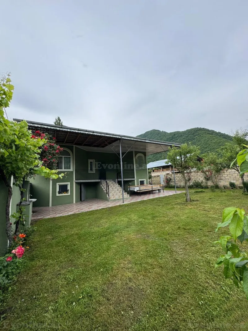 Kirayə verilir 5 otaqlı Həyət evi 150 m² Qax