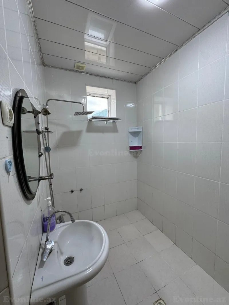 Kirayə verilir 5 otaqlı Həyət evi 150 m² Qax - şəkil 11