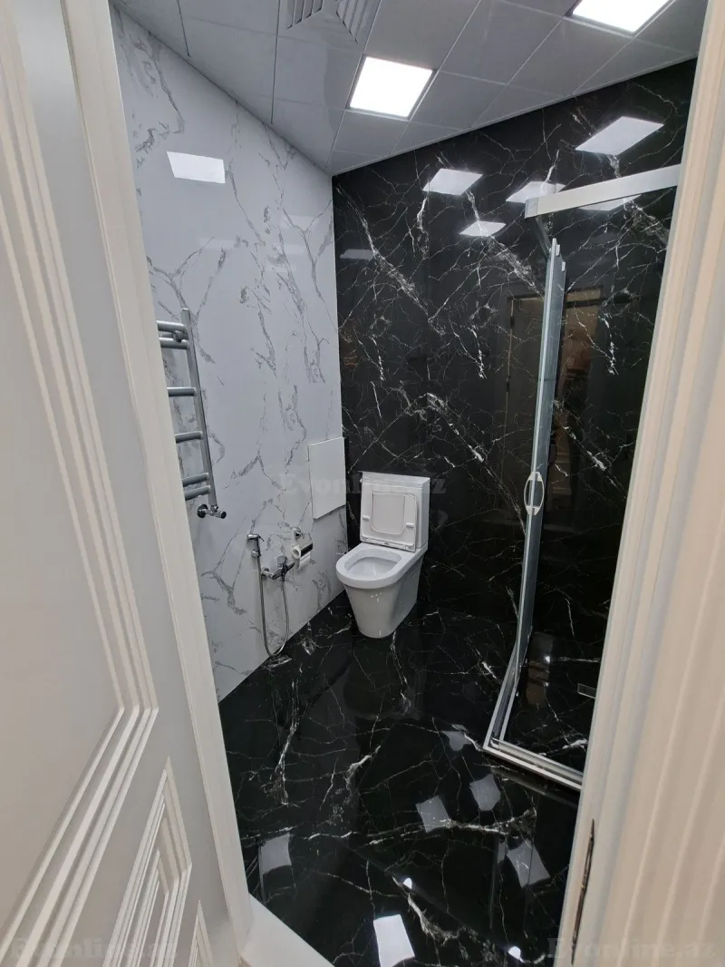 Satılır 2 otaqlı Mənzil Yeni tikili 95 m² Neftçilər m. - şəkil 15