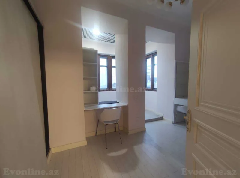 Satılır 3 otaqlı Mənzil Köhnə tikili 97 m² Nizami m. - şəkil 12