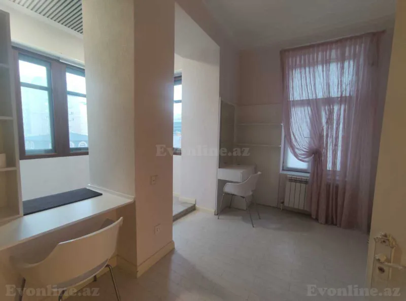 Satılır 3 otaqlı Mənzil Köhnə tikili 97 m² Nizami m. - şəkil 13