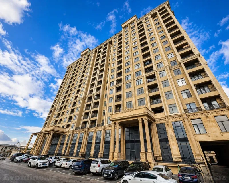 4 otaqlı Mənzil 171 m² Xətai m. Satılır