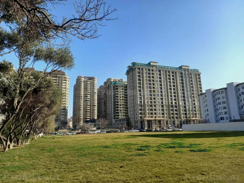 Satılır 4 otaqlı Mənzil Yeni tikili 171 m² Xətai m. - şəkil 6
