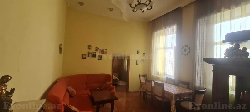 Satılır 4 otaqlı Mənzil Köhnə tikili 90 m² Sahil m. - şəkil 4