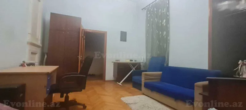 Satılır 4 otaqlı Mənzil Köhnə tikili 90 m² Sahil m. - şəkil 9