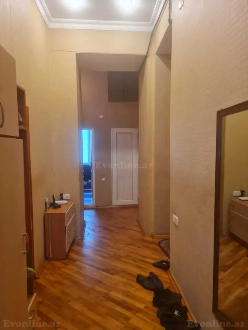 Satılır 4 otaqlı Mənzil Köhnə tikili 90 m² Sahil m. - şəkil 13