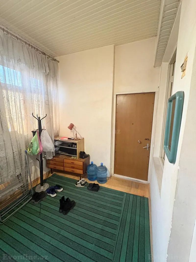 Satılır 2 otaqlı Mənzil Köhnə tikili 70 m² 28 May m. - şəkil 6