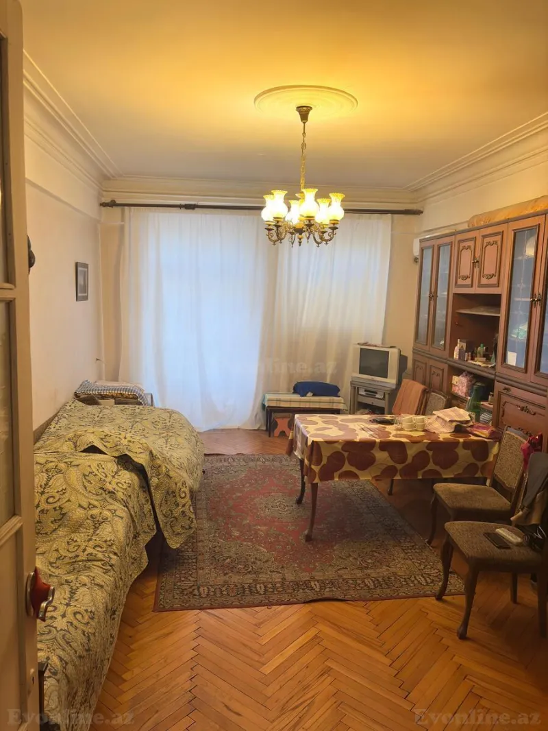 Satılır 2 otaqlı Mənzil Köhnə tikili 70 m² 28 May m. - şəkil 9