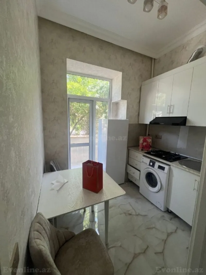 Kirayə verilir 2 otaqlı Mənzil Köhnə tikili 50 m² Nəriman Nərimanov m. - şəkil 4