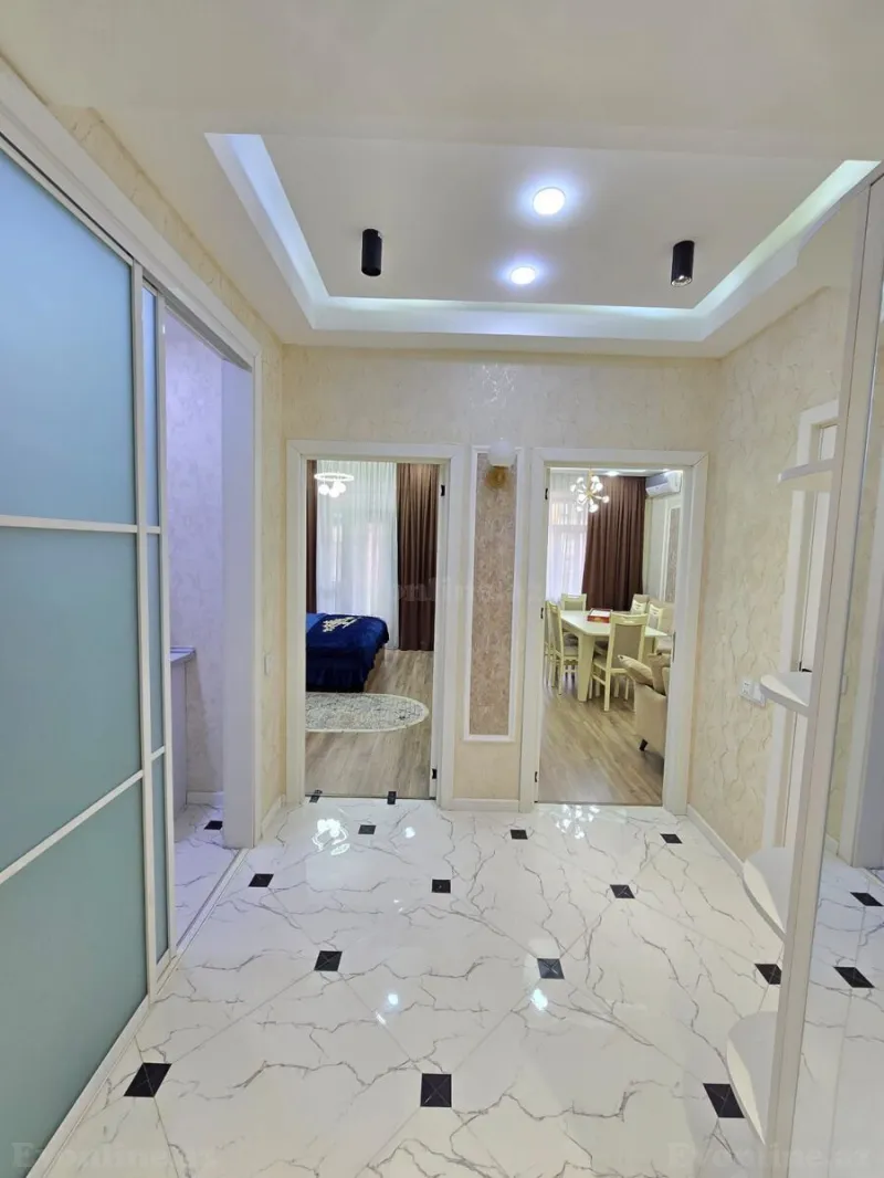Satılır 2 otaqlı Mənzil Yeni tikili 55 m² Nizami r. - şəkil 4