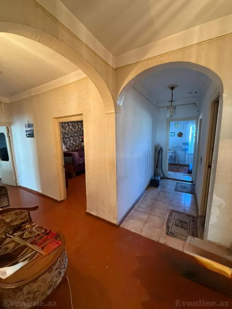 Satılır 4 otaqlı Mənzil Köhnə tikili 110 m² Nəsimi m. - şəkil 13