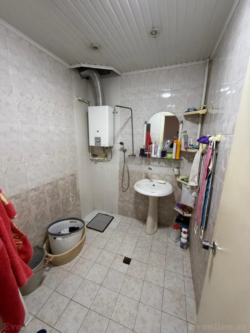 Satılır 4 otaqlı Mənzil Köhnə tikili 110 m² Nəsimi m. - şəkil 14