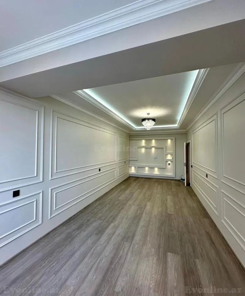 2 otaqlı Mənzil 90 m² İnşaatçılar m. Satılır